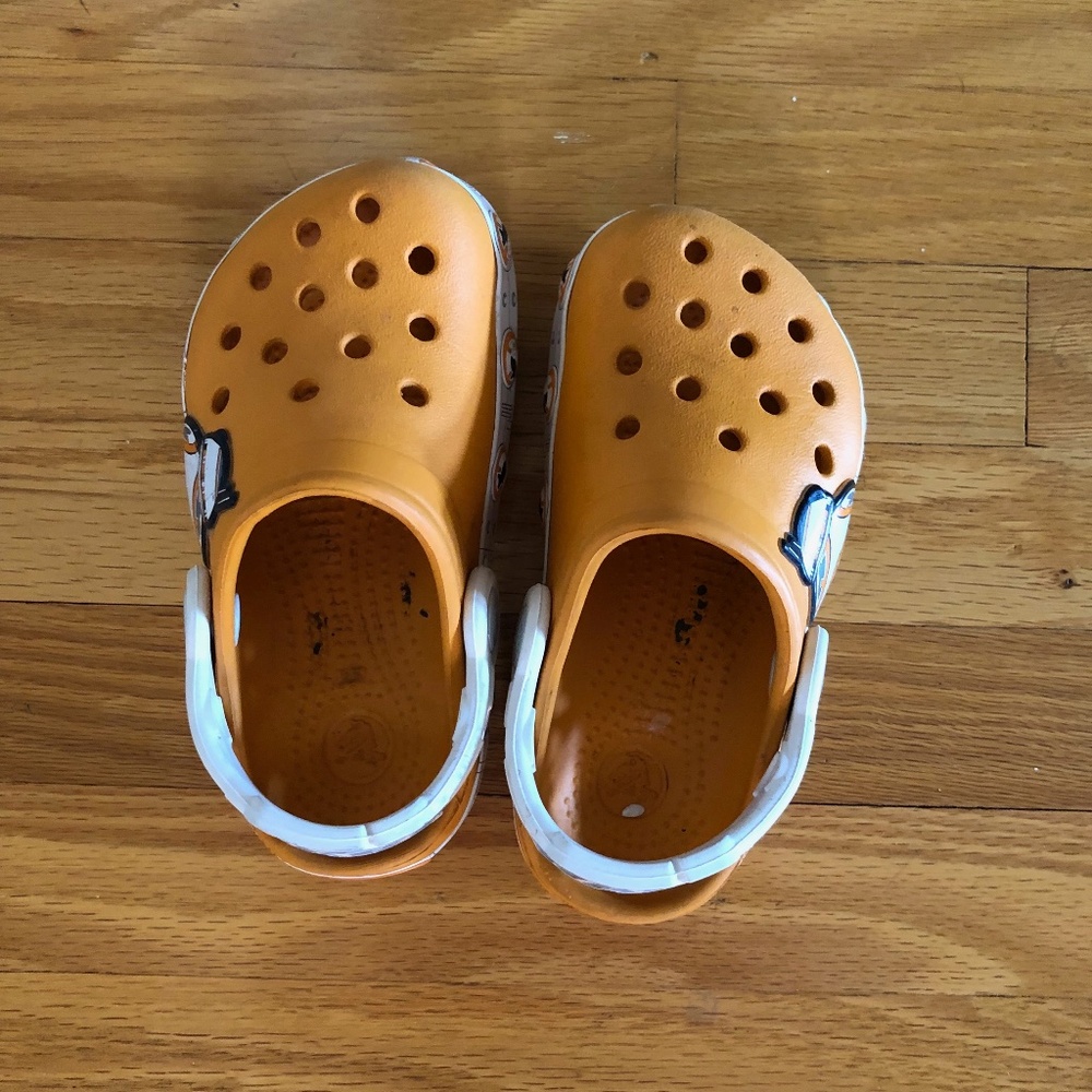 Crocs Star Wars BB-8 Droid Youth Size 6-7 Shoes